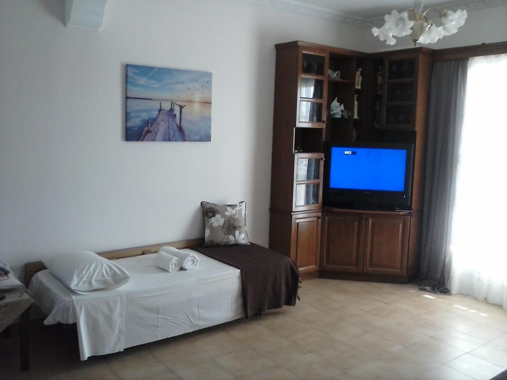 Athineos Apartments Koméno Kültér fotó