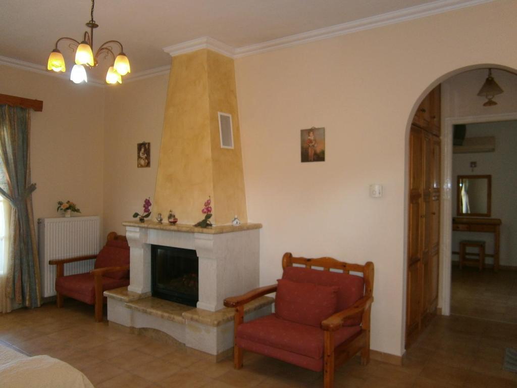 Athineos Apartments Koméno Szoba fotó