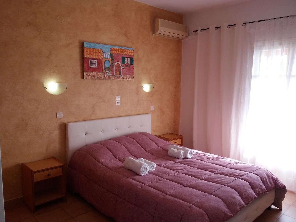 Athineos Apartments Koméno Kültér fotó