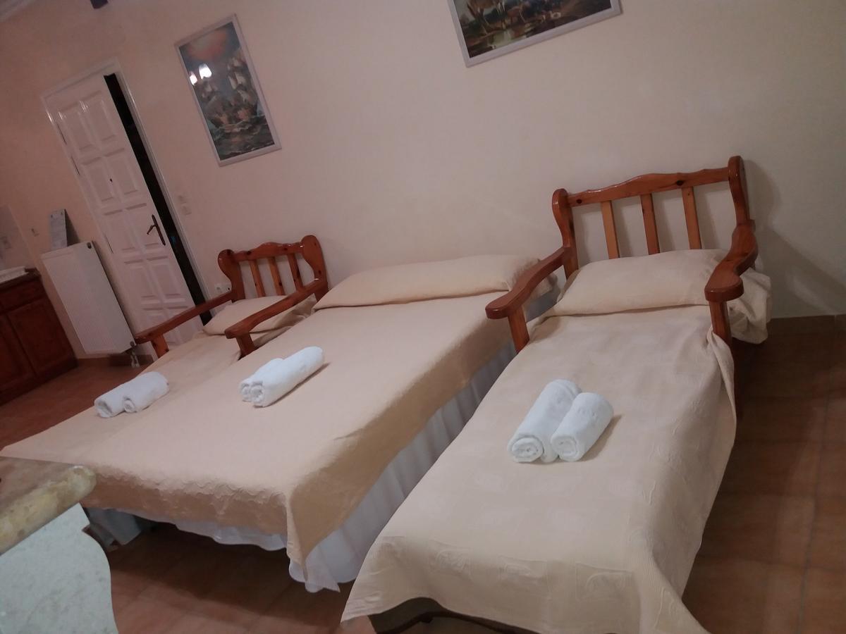 Athineos Apartments Koméno Kültér fotó