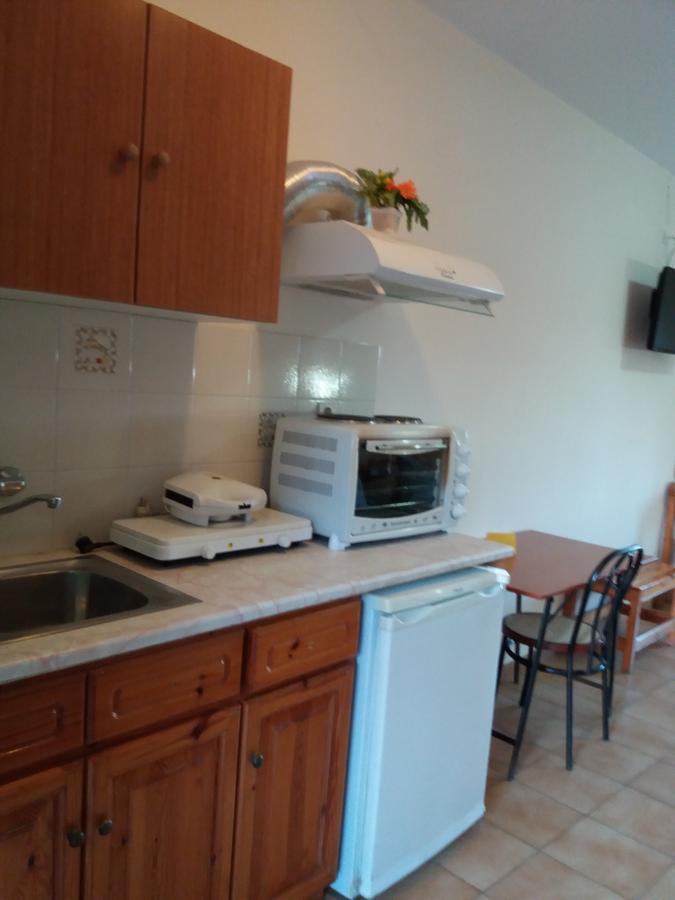 Athineos Apartments Koméno Kültér fotó