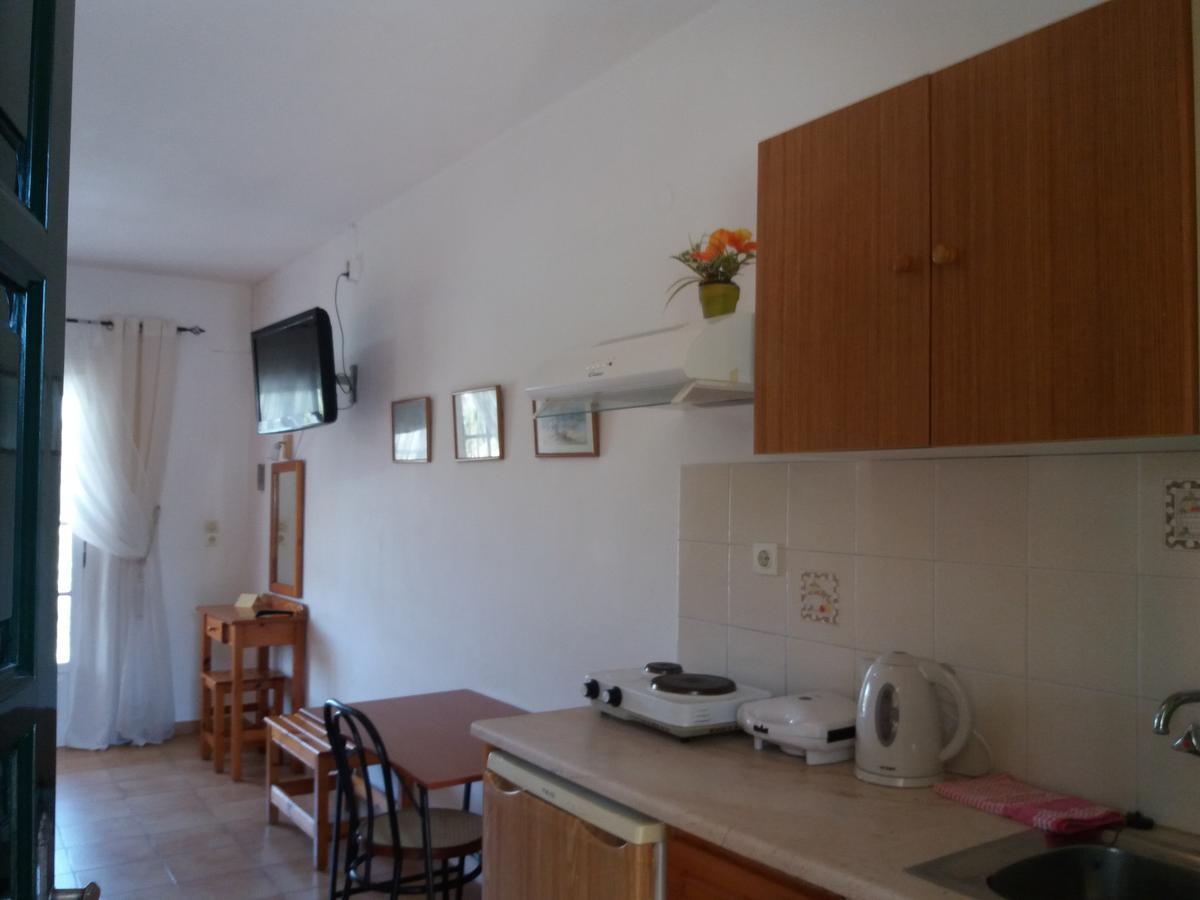 Athineos Apartments Koméno Kültér fotó